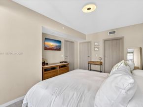 1000 Brickell Plaza 4809, Miami FL 33131