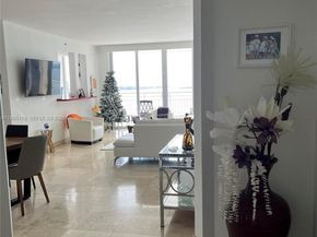 808 Brickell Key Dr 2002, Miami FL 33131