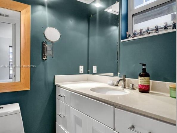 1245 West Ave 401, Miami Beach FL 33139