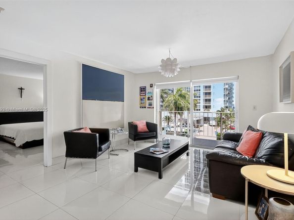 1245 West Ave 401, Miami Beach FL 33139