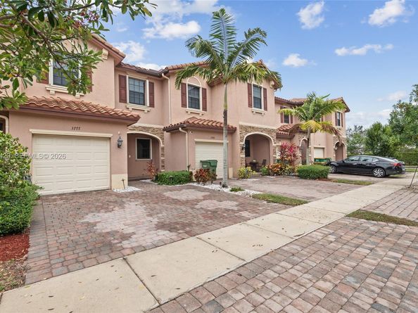 3777 SE 3rd St, Homestead FL 33033