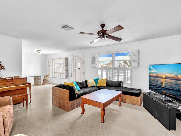 2121 NE 52ND Street, Fort Lauderdale FL 33308