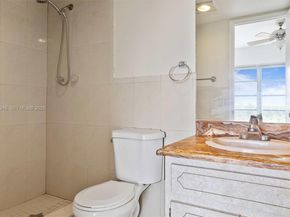 3100 N Palm Aire Dr 703, Pompano Beach FL 33069