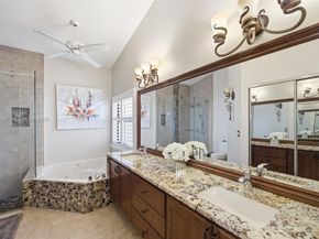 10781 NW 18th Dr, Plantation FL 33322
