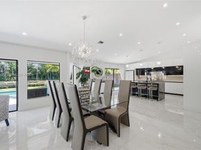 10781 NW 18th Dr, Plantation FL 33322