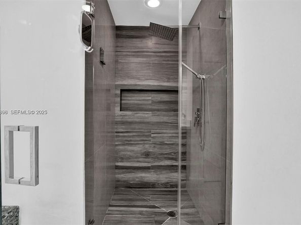 3470 E Coast Ave H0904, Miami FL 33137