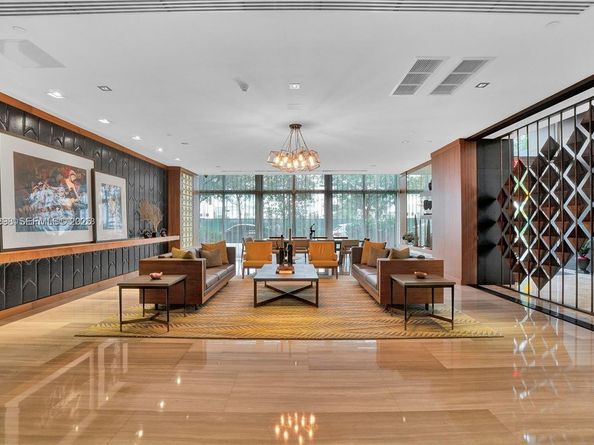 3470 E Coast Ave H0904, Miami FL 33137