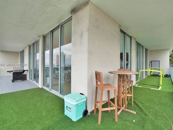 3470 E Coast Ave H0904, Miami FL 33137