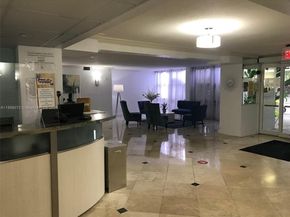 1000 Parkview Dr 627, Hallandale Beach FL 33009