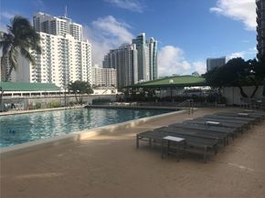 1000 Parkview Dr 627, Hallandale Beach FL 33009