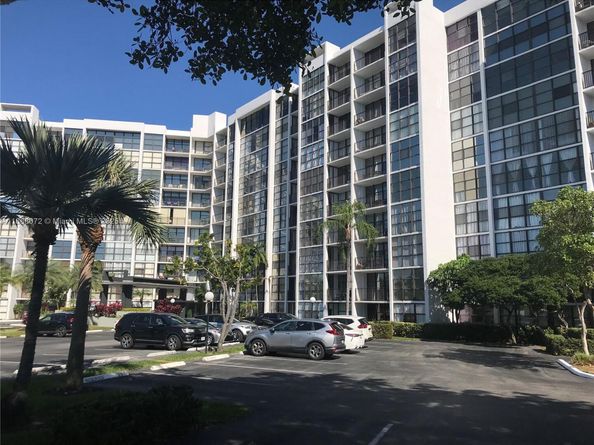 1000 Parkview Dr 627, Hallandale Beach FL 33009