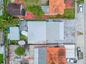 141 E 16th St, Hialeah FL 33010