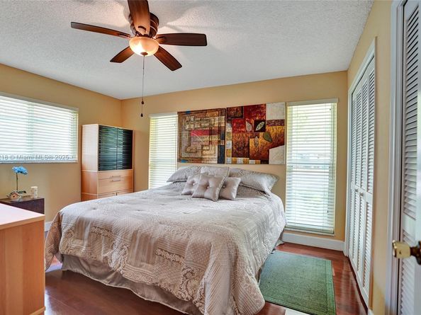10967 NW 12th Dr, Coral Springs FL 33071