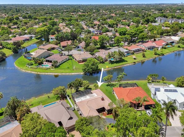 10967 NW 12th Dr, Coral Springs FL 33071