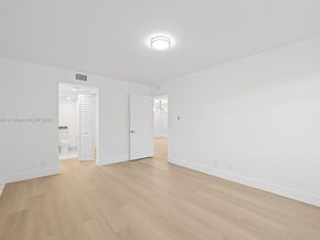 12500 SW 6th St 307N, Pembroke Pines FL 33027