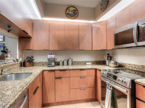 901 SW 141st Ave 102M, Pembroke Pines FL 33027