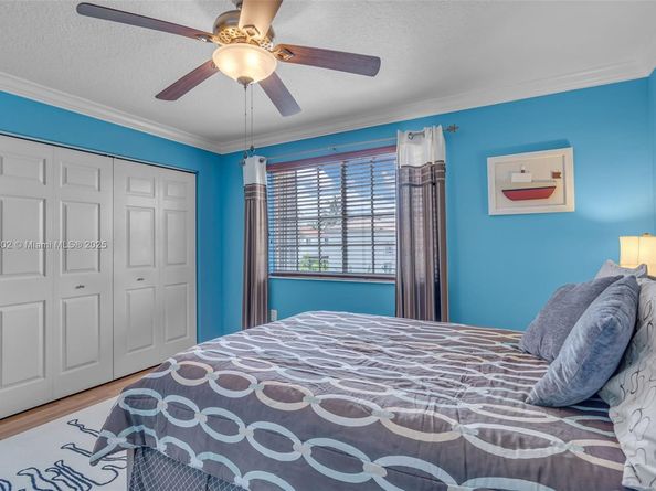 11331 NW 64th Ter, Doral FL 33178