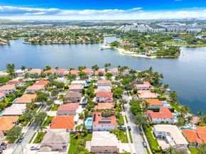 11331 NW 64th Ter, Doral FL 33178