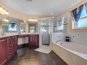 11331 NW 64th Ter, Doral FL 33178