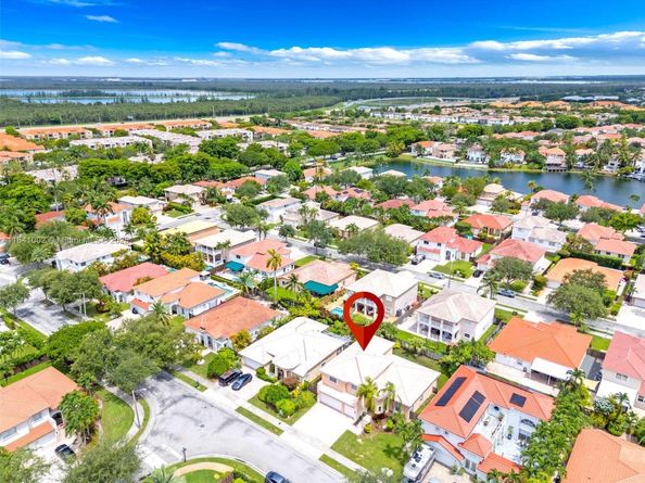 11331 NW 64th Ter, Doral FL 33178