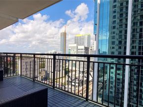 999 SW 1st Ave 2115, Miami FL 33130