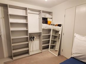 999 SW 1st Ave 2115, Miami FL 33130