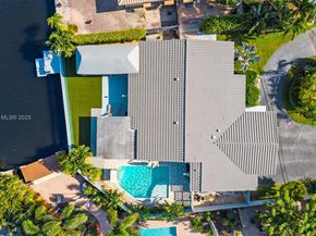 4260 NE 16th Ter, Oakland Park FL 33334