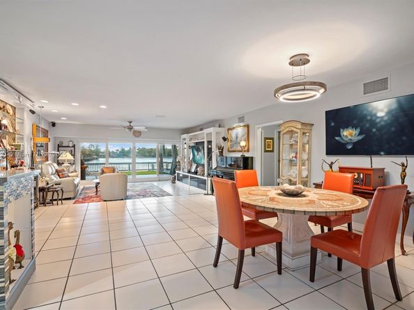 4260 NE 16th Ter, Oakland Park FL 33334