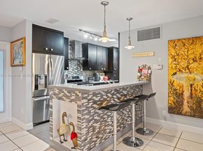 4260 NE 16th Ter, Oakland Park FL 33334