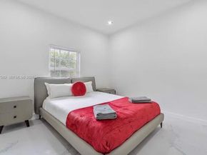 545 NW 52nd St, Miami FL 33127