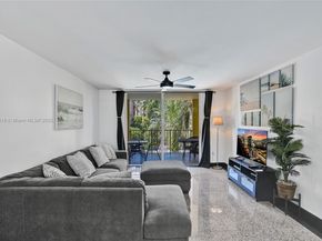 19701 E Country Club Dr 5306, Aventura FL 33180