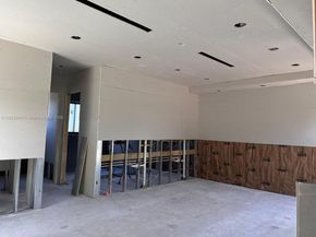 1700 NE 18th St, Fort Lauderdale FL 33305