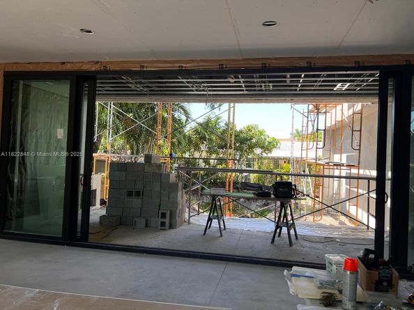 1700 NE 18th St, Fort Lauderdale FL 33305
