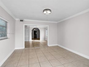 2007 SW 60th Ave, Miami FL 33155