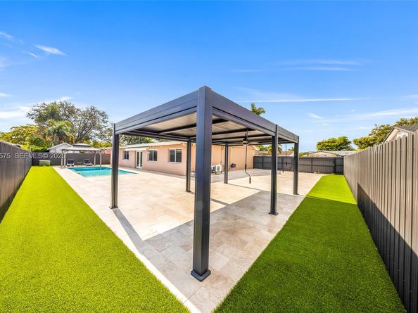 10501 SW 126th Ave, Miami FL 33186