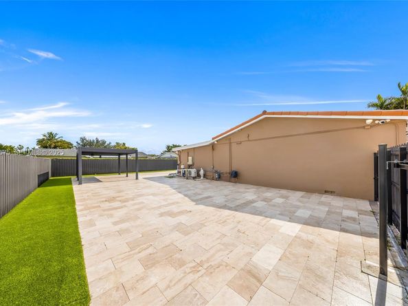 10501 SW 126th Ave, Miami FL 33186