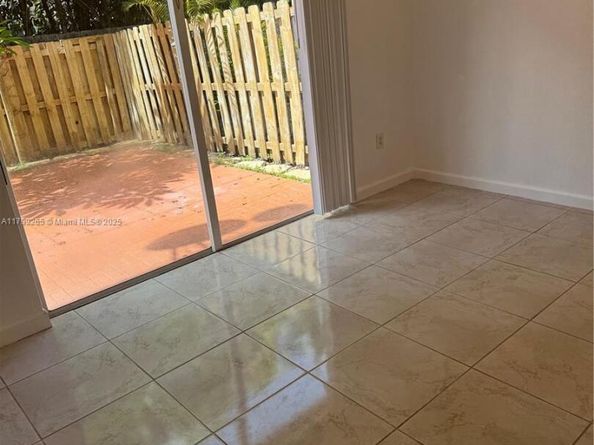 4139 NE 26th St, Homestead FL 33033