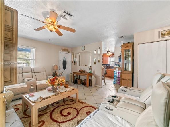 612 NW 15th Ave, Fort Lauderdale FL 33311