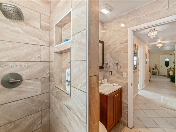 612 NW 15th Ave, Fort Lauderdale FL 33311