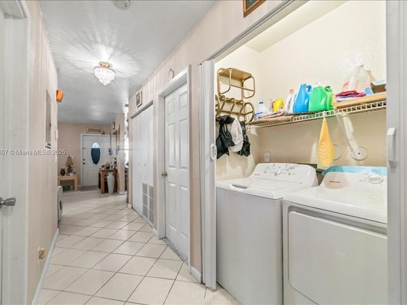 612 NW 15th Ave, Fort Lauderdale FL 33311