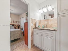 612 NW 15th Ave, Fort Lauderdale FL 33311