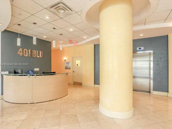 401 69th St 505, Miami Beach FL 33141