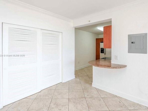 401 69th St 505, Miami Beach FL 33141
