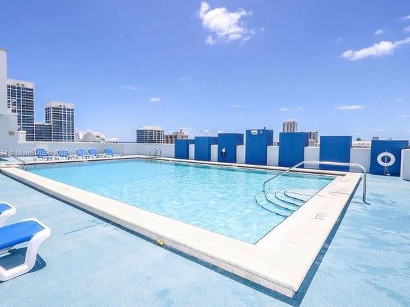401 69th St 505, Miami Beach FL 33141