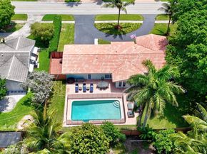 1019 SE 12th Ave, Deerfield Beach FL 33441