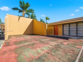 2750 NW 80th Ave, Sunrise FL 33322