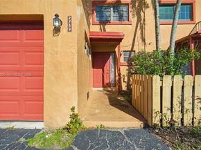 2750 NW 80th Ave, Sunrise FL 33322