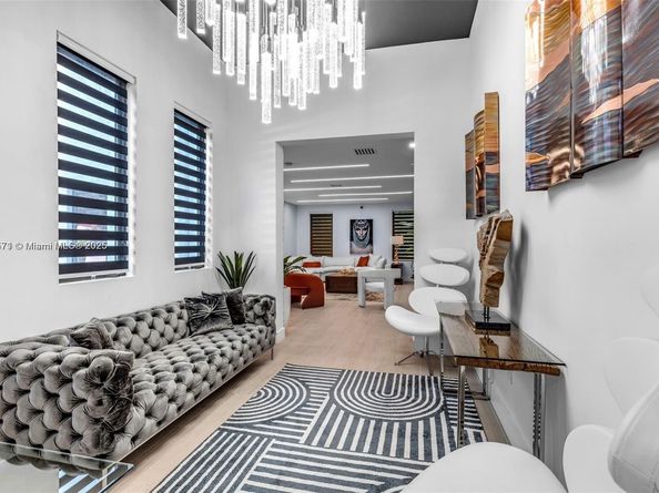 1120 Wallace St, Coral Gables FL 33134