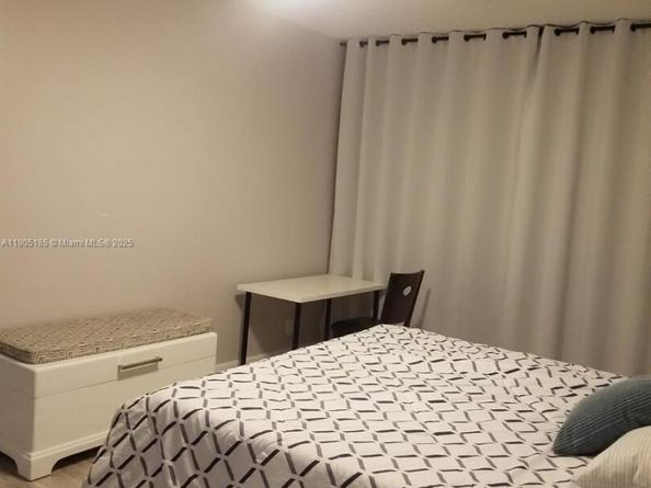 2500 Parkview Dr 2517, Hallandale Beach FL 33009