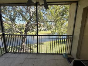 432 Lakeview Dr 201, Weston FL 33326